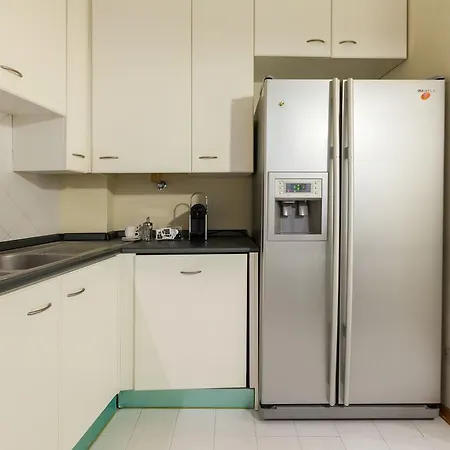 Easyhomes - San Babila Corridoni 아파트
